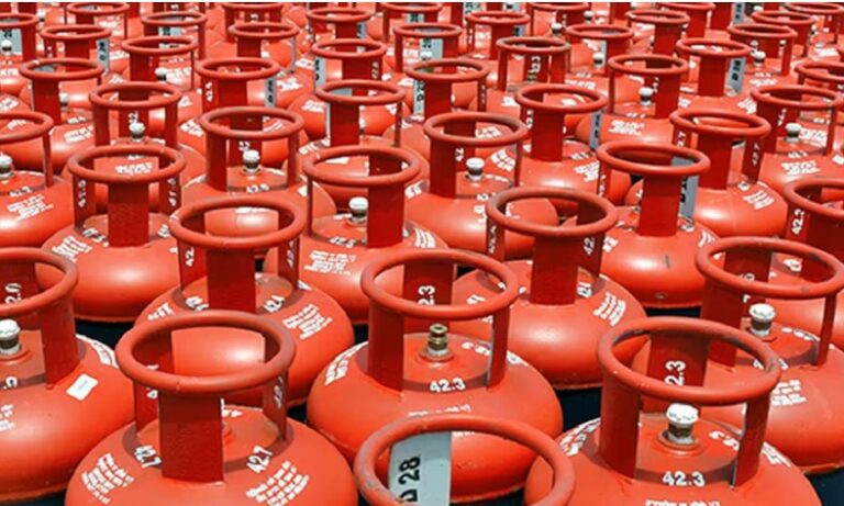 LPG Cylinder Prices Slashed Further for Ujjwala Beneficiaries, Reduced to Rs 600