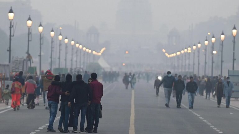 Delhi records the season’s lowest minimum temperature of 6.2 degrees.