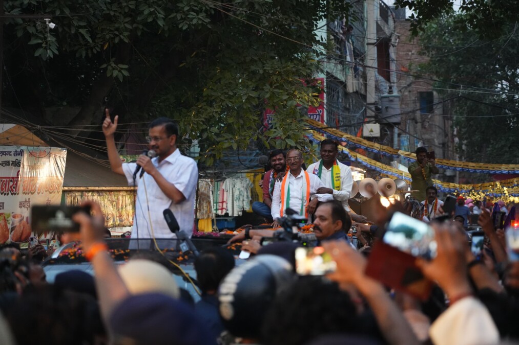 CM Arvind Kejriwal Leads Grand Roadshow in Support of Dr. Udit Raj in North-West Delhi