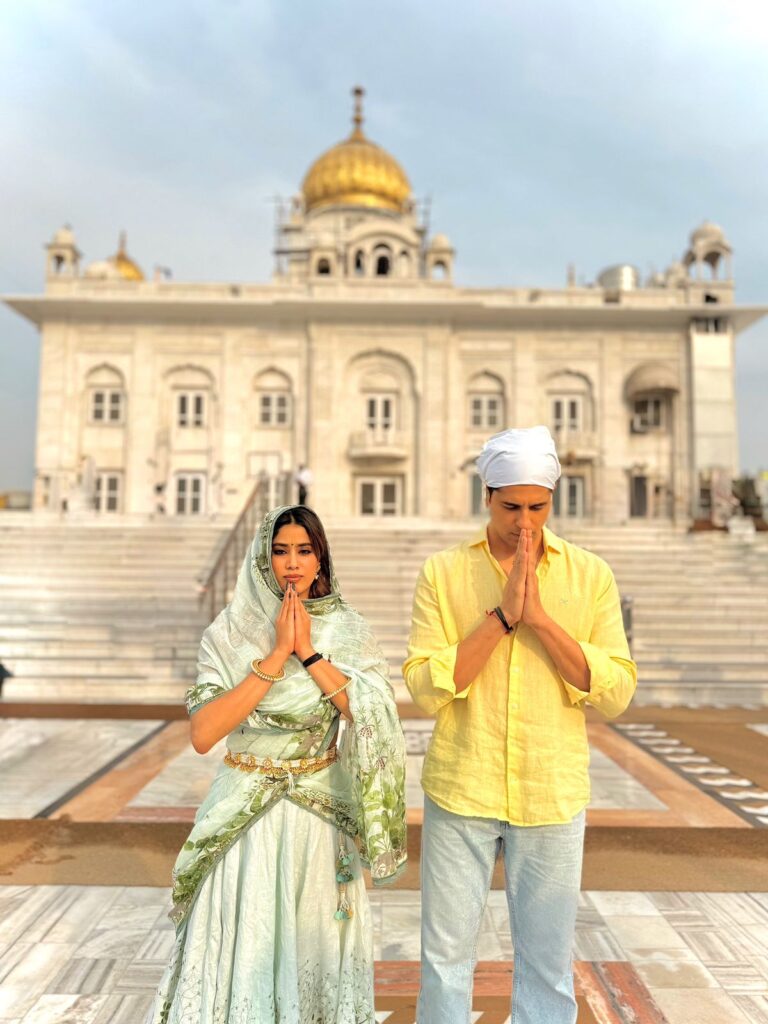 A day out in Delhi with Param & his Sundari!