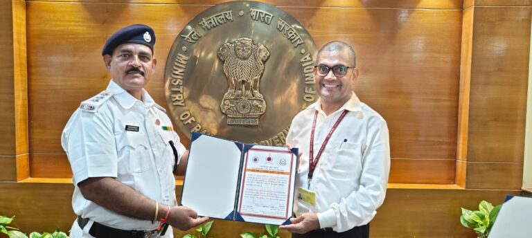 Tatanagar Railway Civil Defence Inspector Santosh Kumar Honoured with National Award