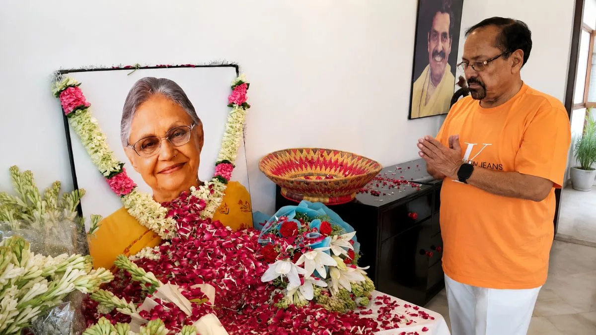 Vijay Shankar Chaturvedi Honors Sheila Dikshit's Contribution to Delhi on Her Birth Anniversary